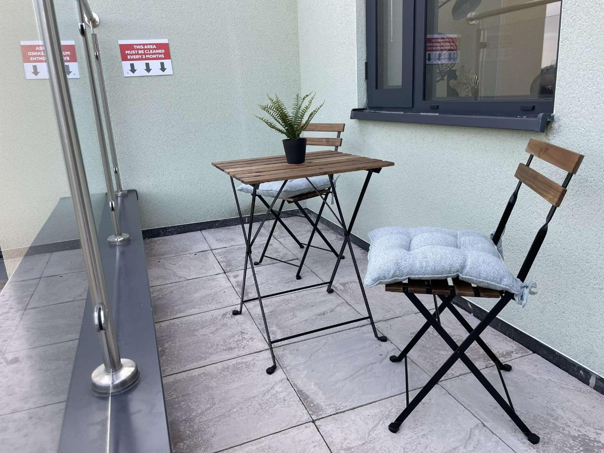 Modern 2-Bed Apartment With Balcony, Close To Oxford City Centre With Free Parking Εξωτερικό φωτογραφία